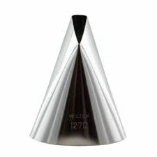 WILTON TIP 127D GIANT ROSE