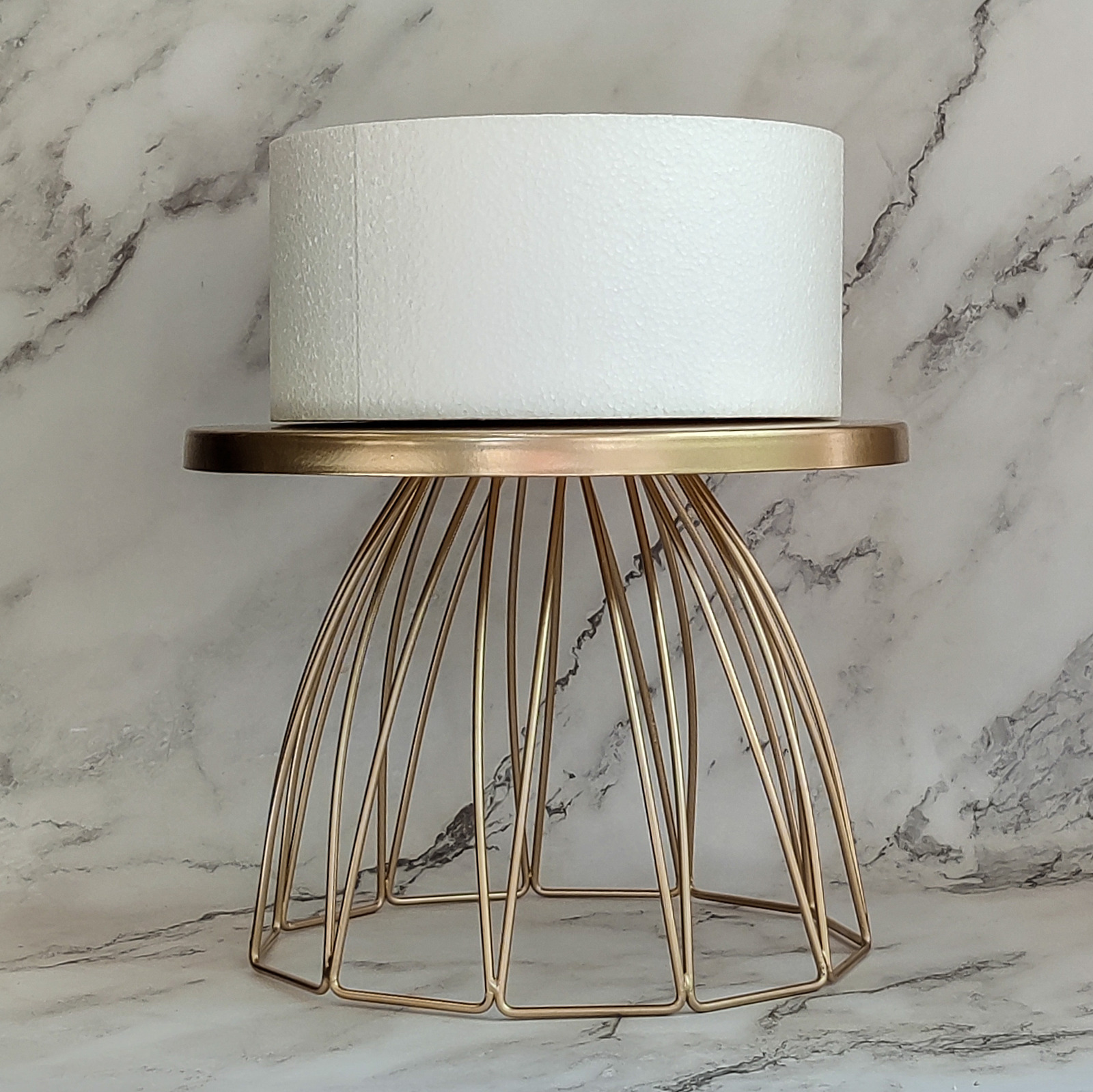 METAL SKIRT CAKE STAND GOLD