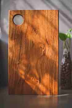 Kaata Chopping Board