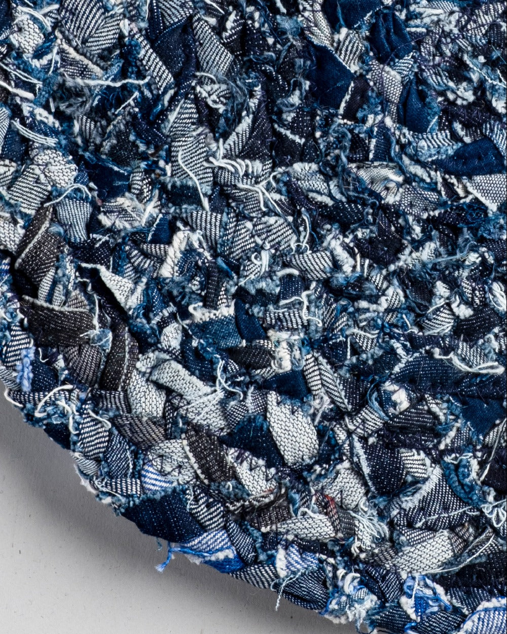 INDY DENIM ROUND PLACEMATS PACK OF 4