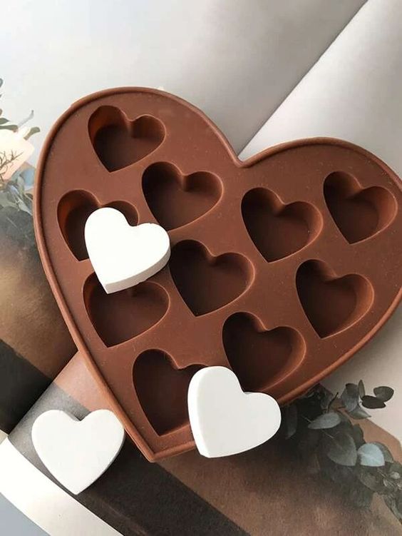 LINERS HAPPY HEARTS MINI MOULD SET